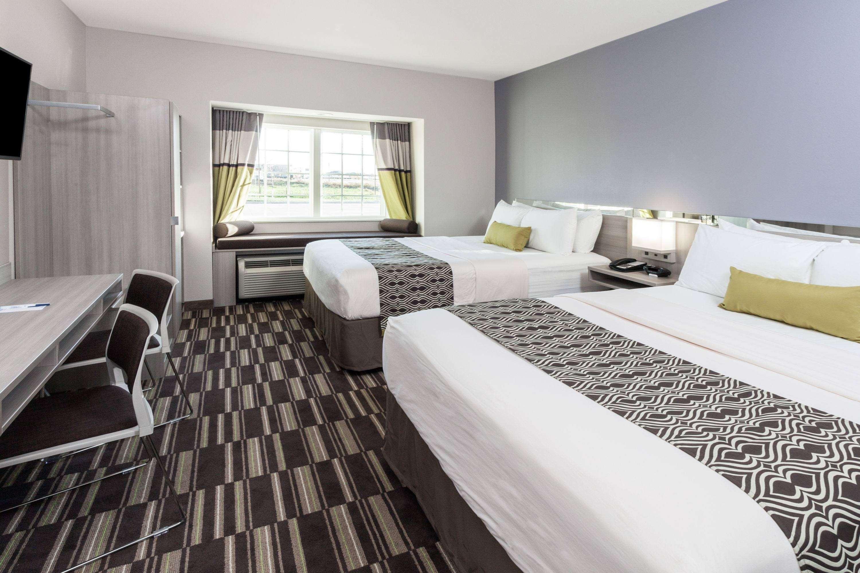 Microtel Inn & Suites By Wyndham West Fargo Near Medical Center Ngoại thất bức ảnh